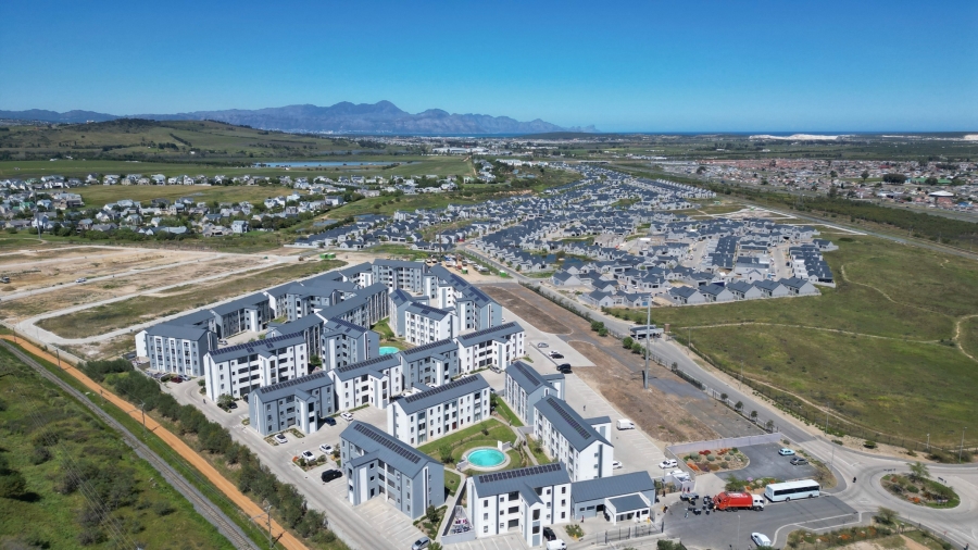 2 Bedroom Property for Sale in Aan de Wijnlanden Western Cape